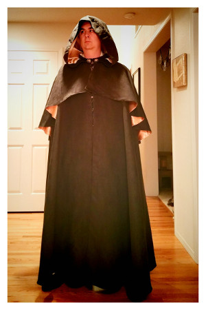 Costume with the cloak closed